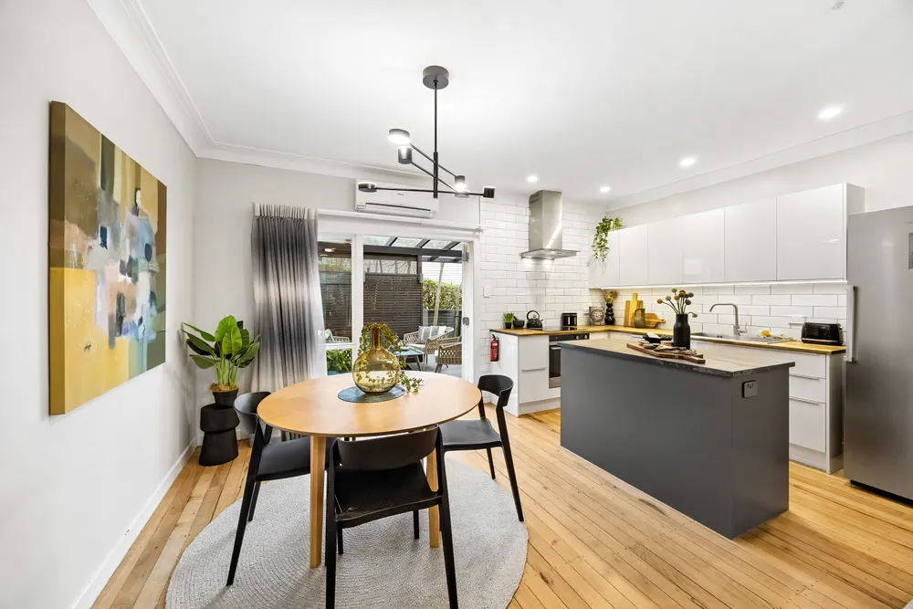 Photos of 2/107 Lucerne Road