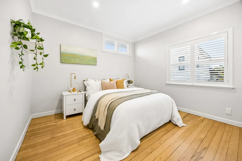 Photos of 2/107 Lucerne Road