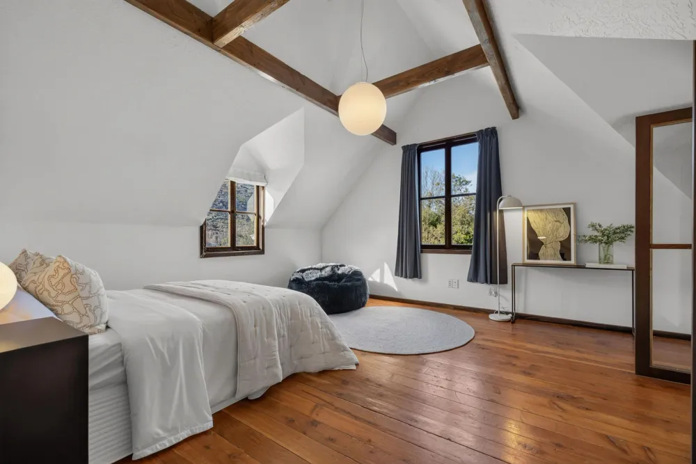 Photos of 10 Butel Avenue