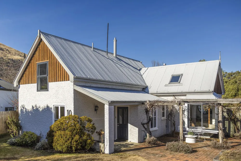 Photos of 10 Butel Avenue