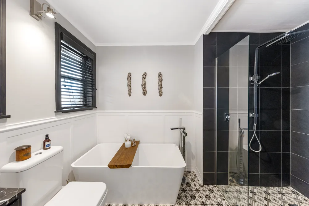 Photos of 11 Alamein Road