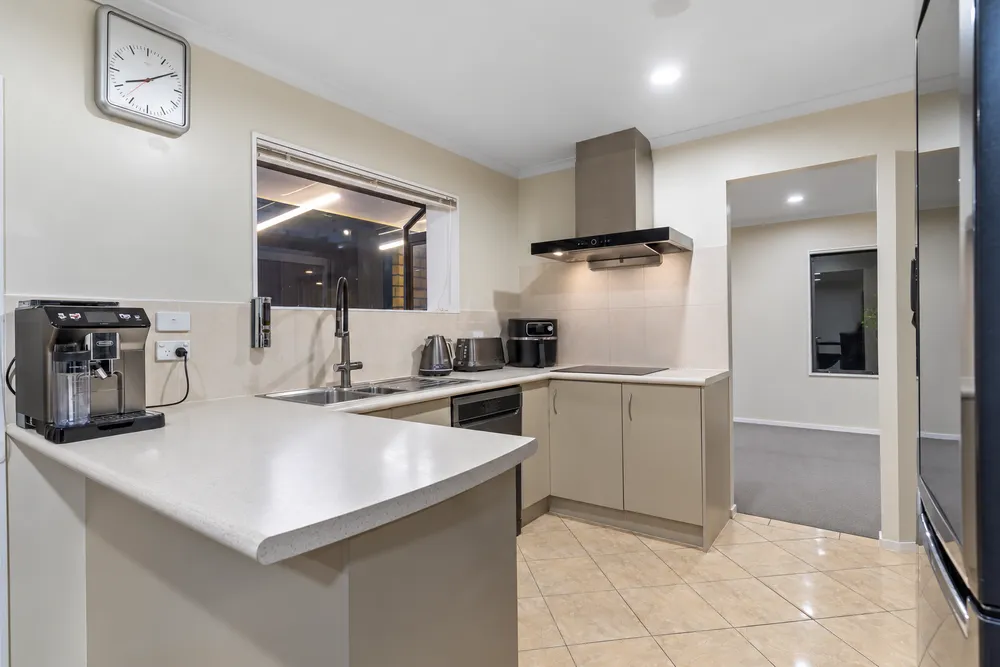 Photos of 38 Nicholas Gibbons Drive