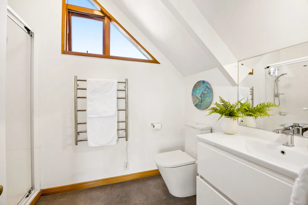 Photos of 76 St Vincent Avenue