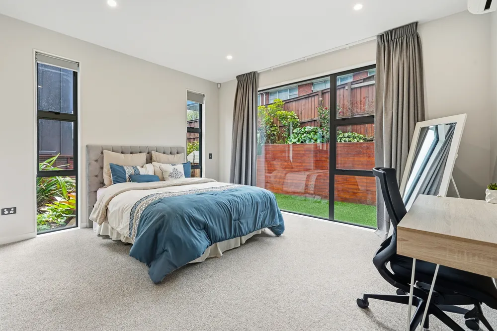 Photos of 60 St Leonards Road