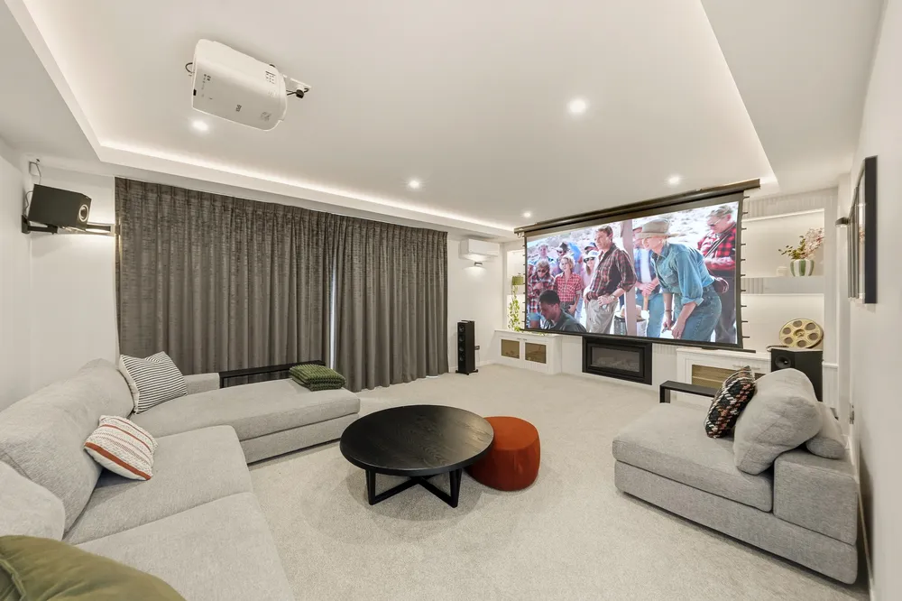Photos of 60 St Leonards Road