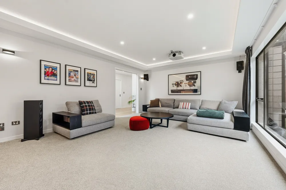 Photos of 60 St Leonards Road