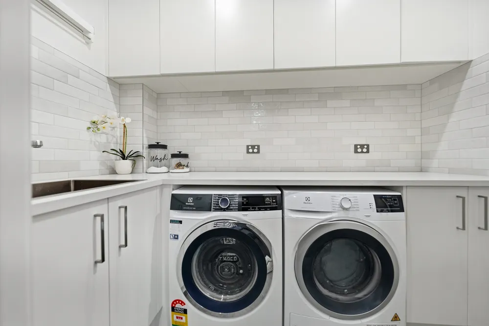 Photos of 60 St Leonards Road