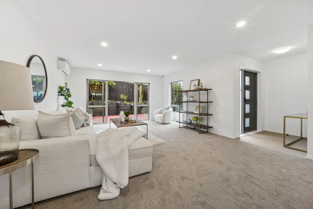 Photos of 45A Gardner Avenue
