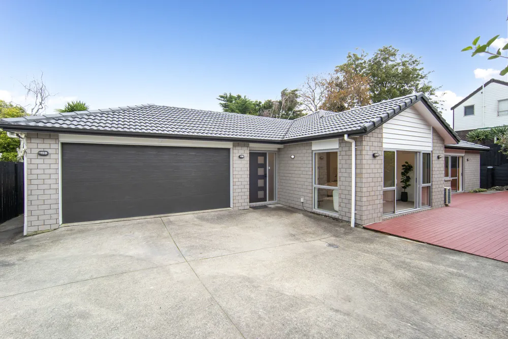 Photos of 45A Gardner Avenue
