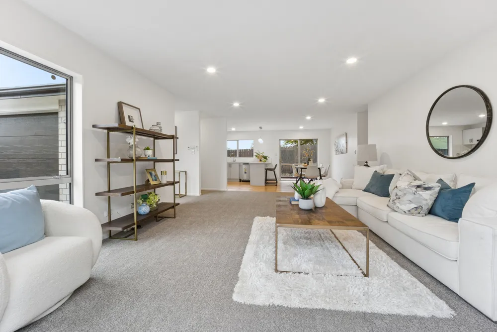 Photos of 45A Gardner Avenue