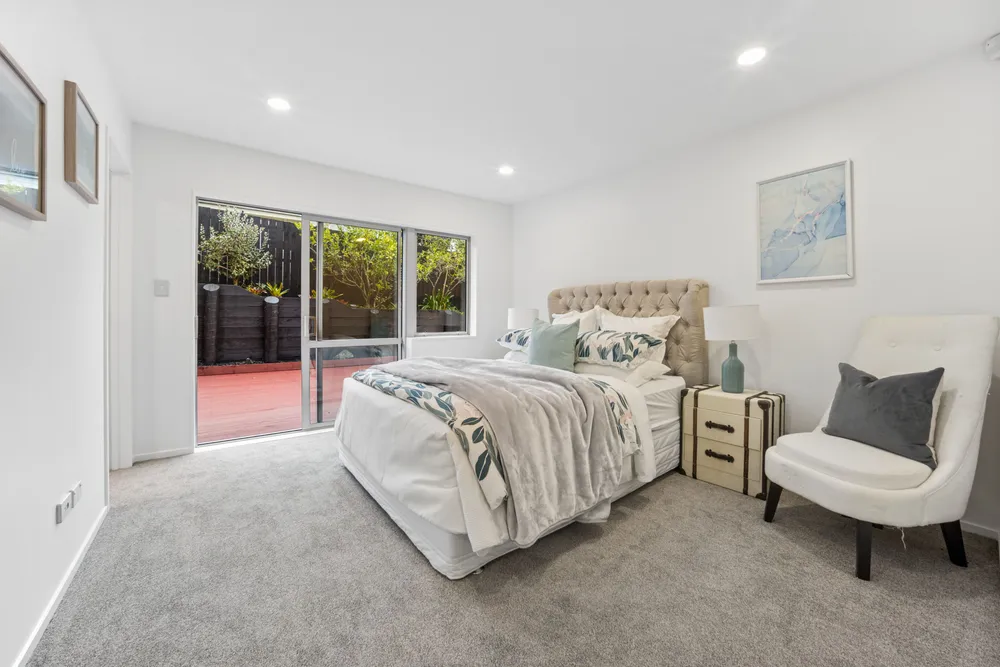 Photos of 45A Gardner Avenue