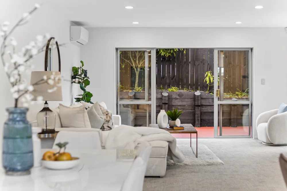 Photos of 45A Gardner Avenue
