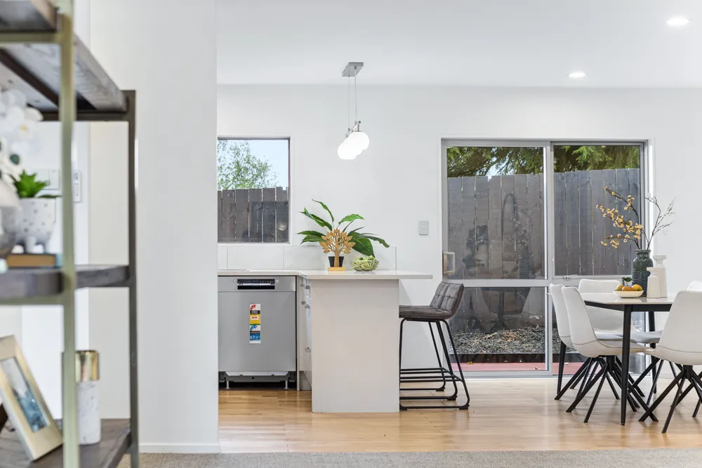 Photos of 45A Gardner Avenue