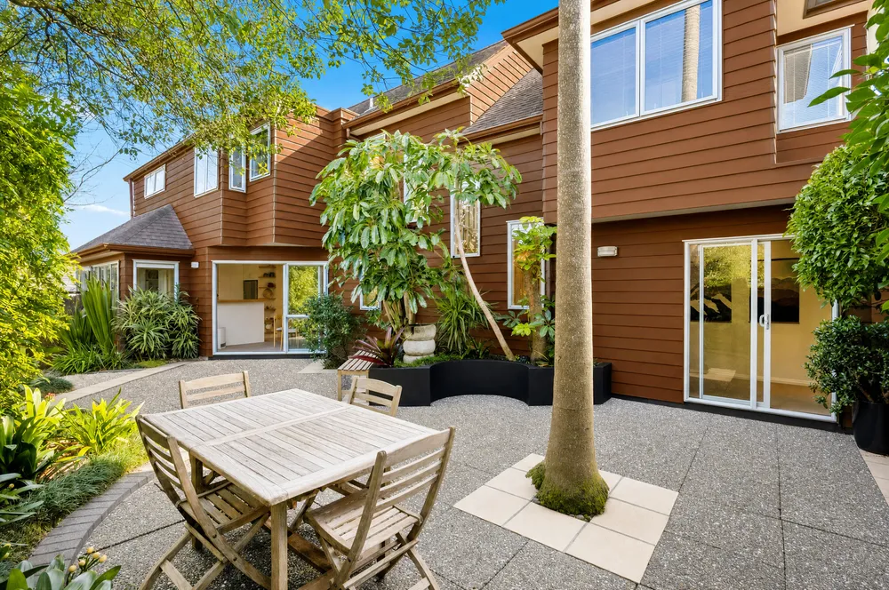 Photos of 18A Rewi Road