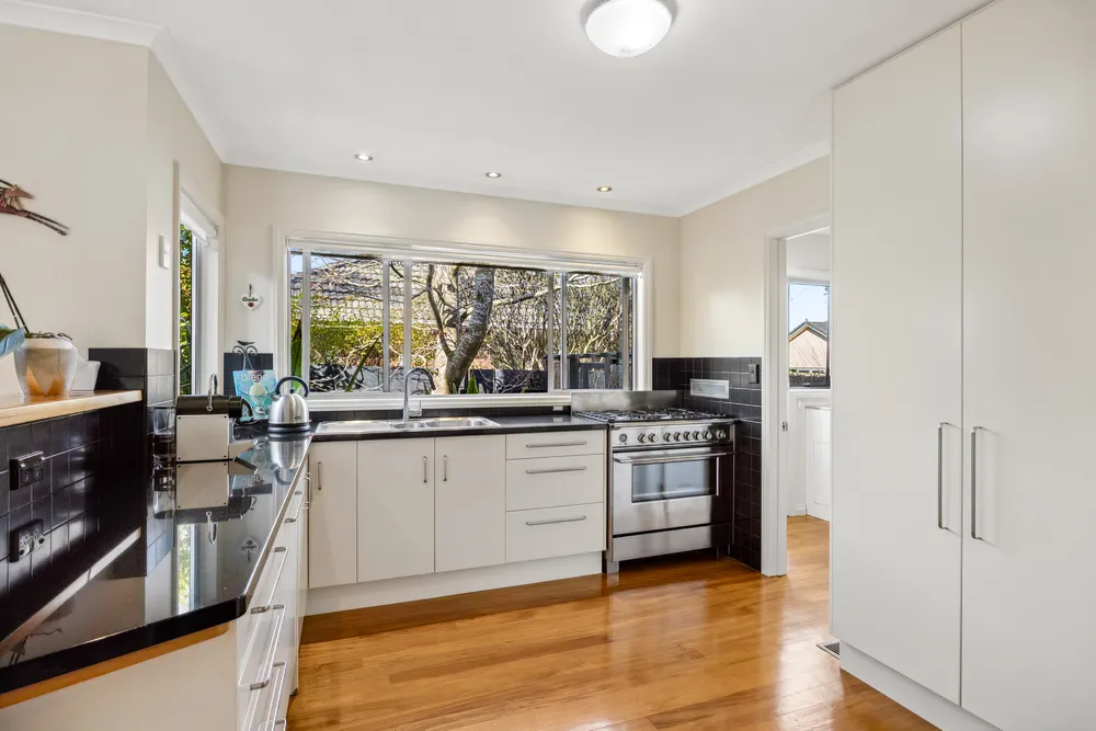 Photos of 18A Rewi Road