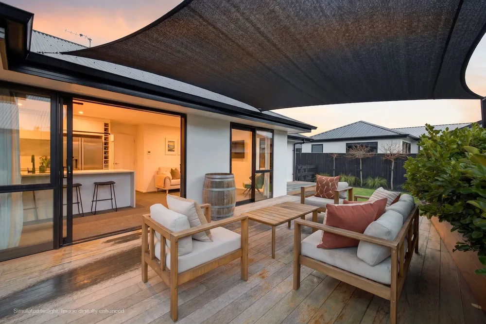 Photos of 16 Spalling Road