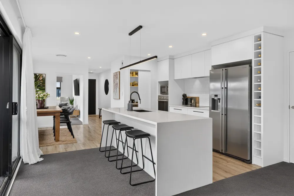 Photos of 16 Spalling Road
