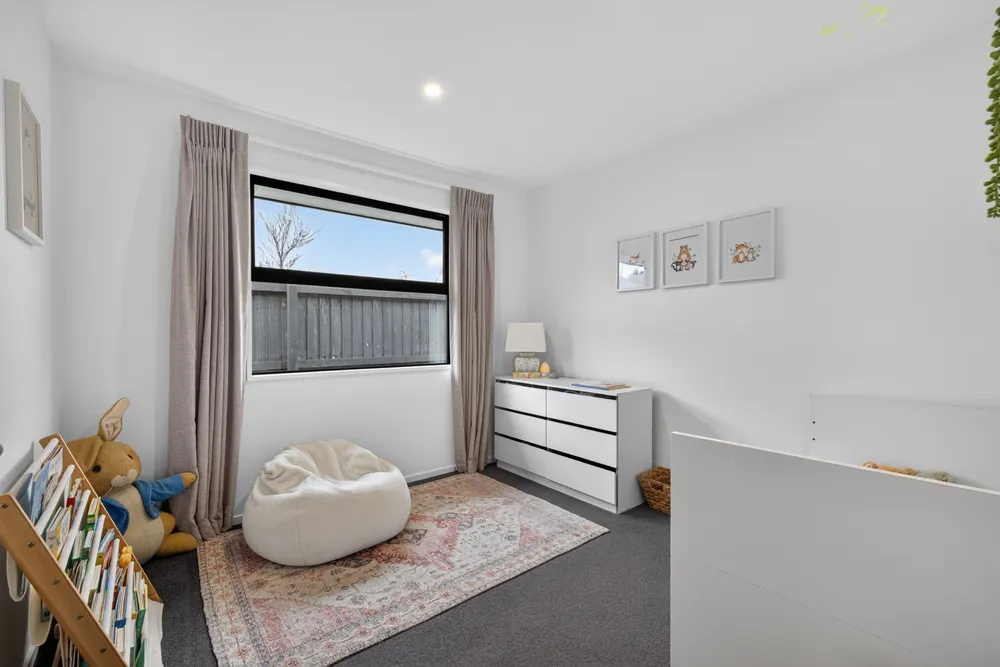 Photos of 16 Spalling Road