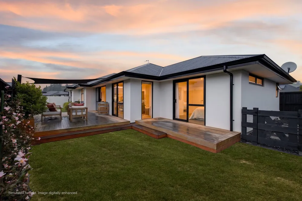 Photos of 16 Spalling Road