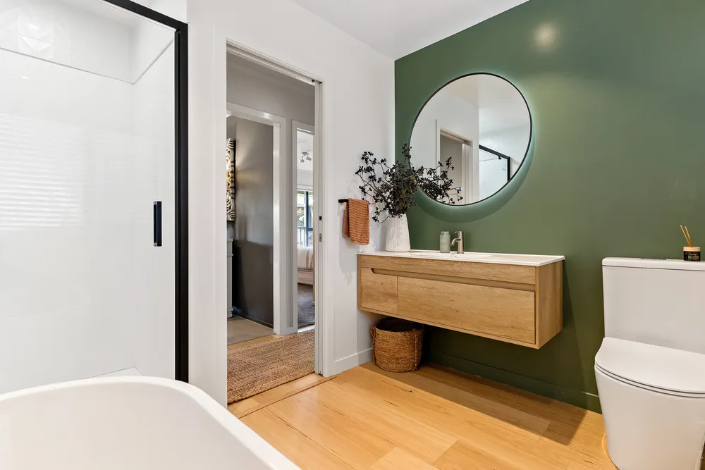 Photos of 16 Picasso Drive