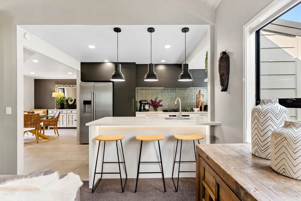Photos of 16 Picasso Drive