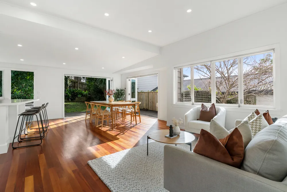 Photos of 19 St Aubyn Street