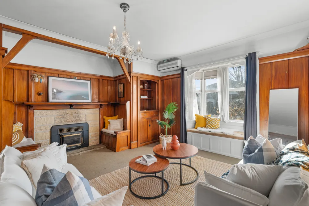 Photos of 577 Manchester Street