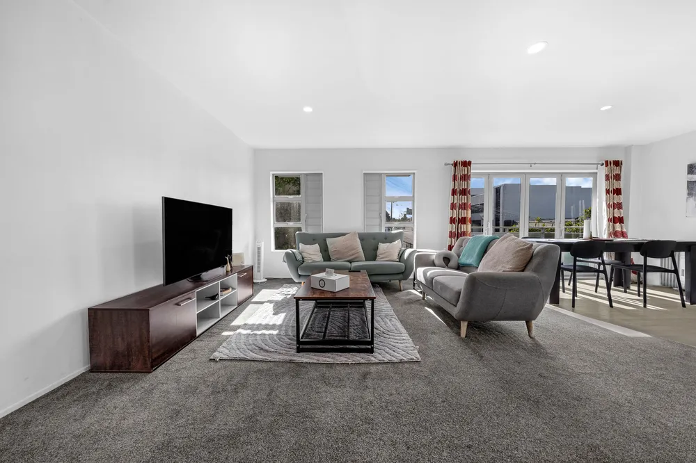 Photos of 1/17 Auburn Street