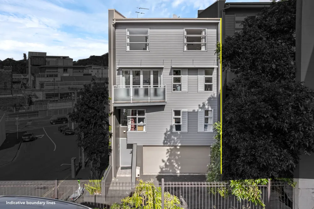 Photos of 1/17 Auburn Street