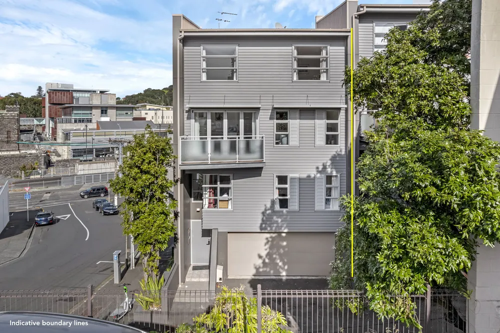 Photos of 1/17 Auburn Street