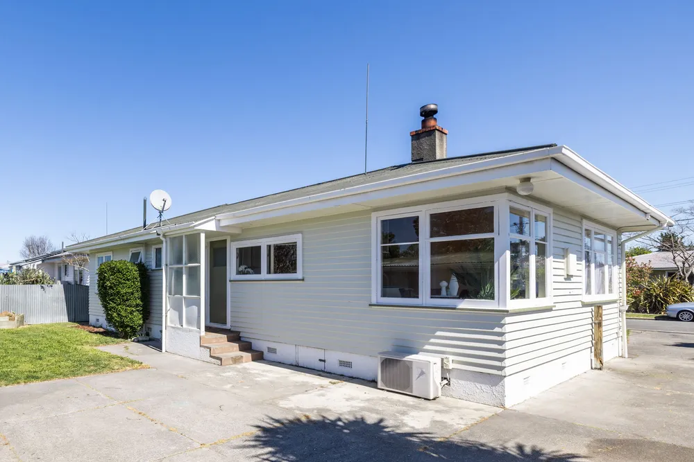 Photos of 4 Trevelyan Street