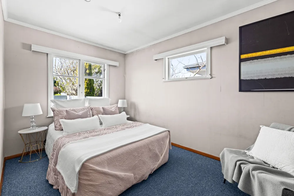 Photos of 4 Trevelyan Street