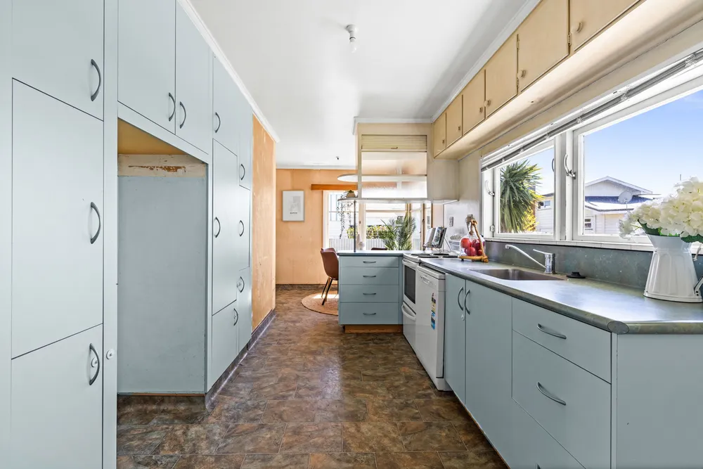 Photos of 4 Trevelyan Street