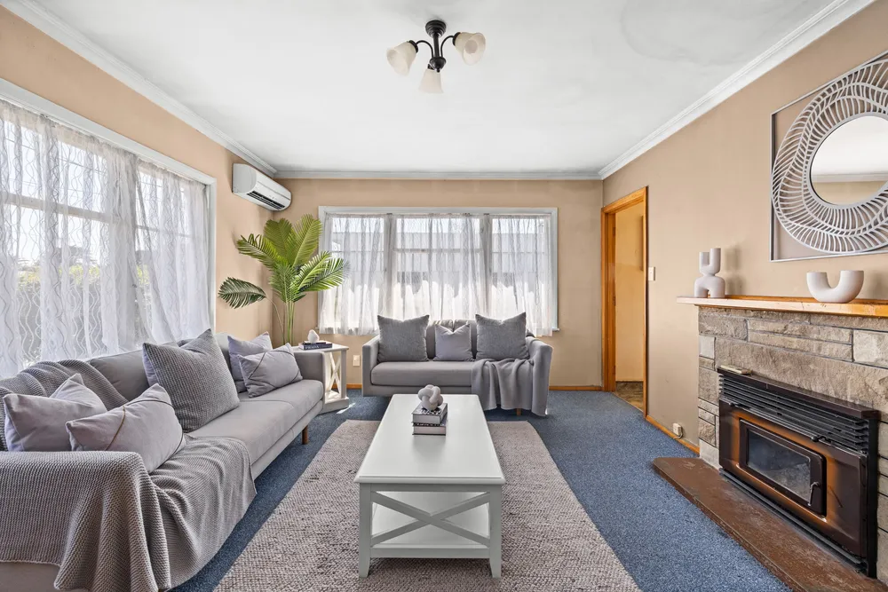Photos of 4 Trevelyan Street