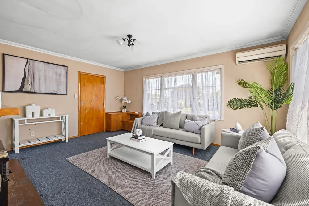 Photos of 4 Trevelyan Street
