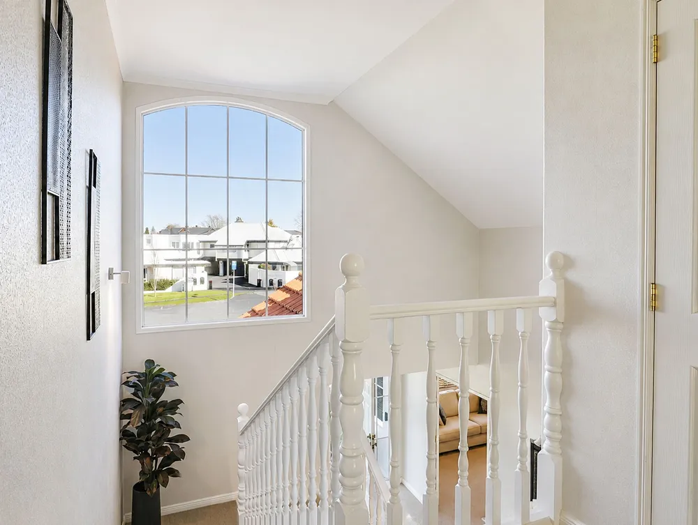 Photos of 21 Fifth Avenue
