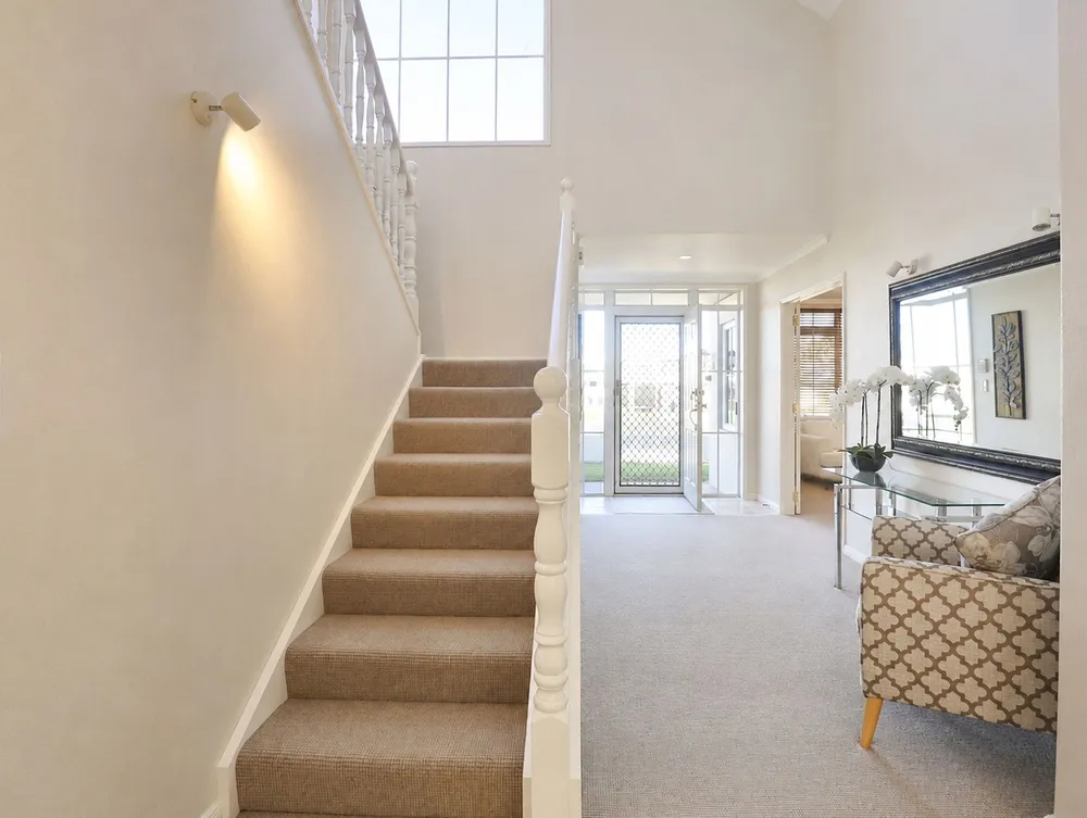 Photos of 21 Fifth Avenue