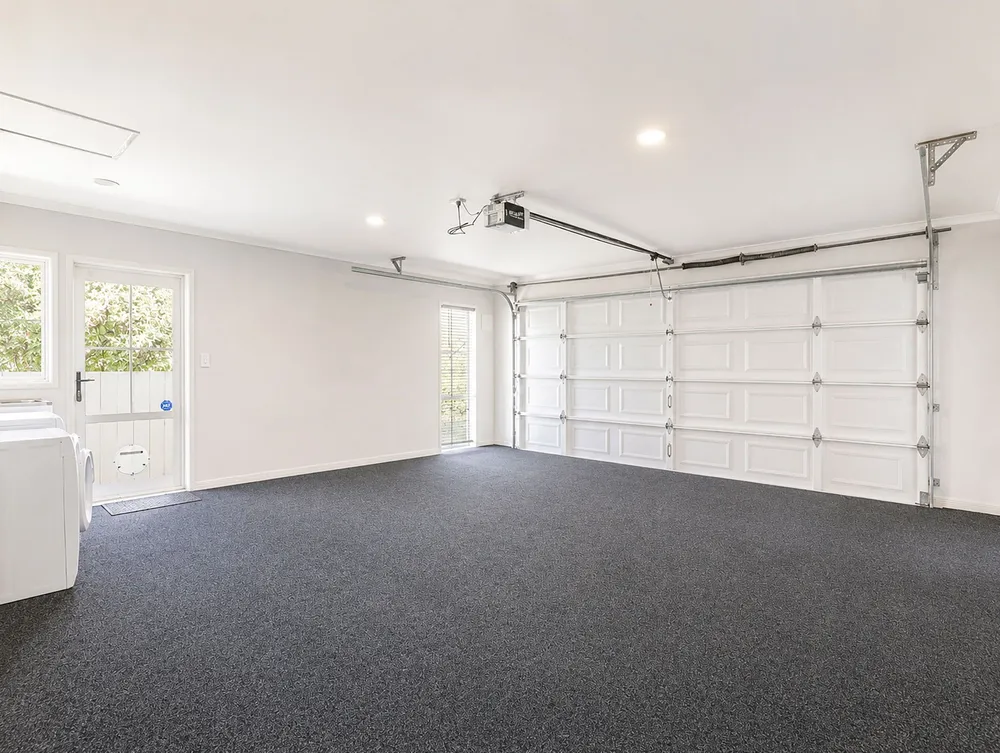 Photos of 21 Fifth Avenue