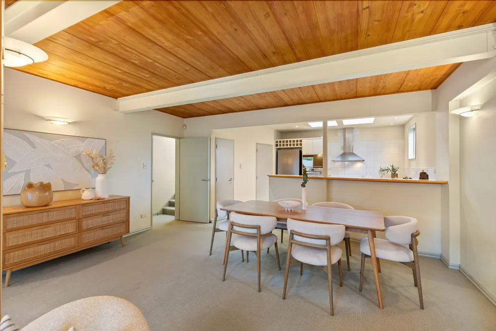Photos of 2/145 Victoria Road
