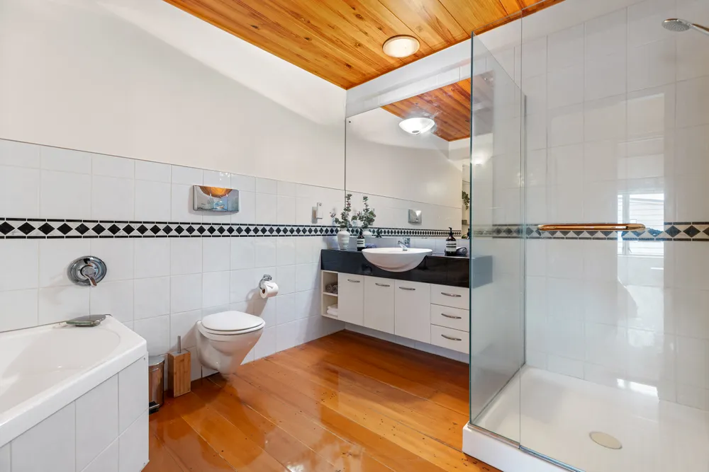 Photos of 2/145 Victoria Road