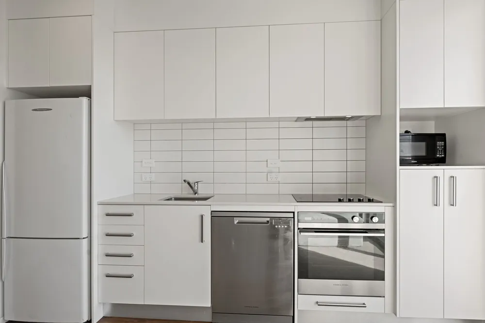 Photos of 107/38E Fraser Avenue