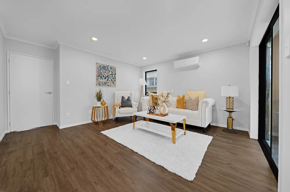 Photos of 42 Farmland Road