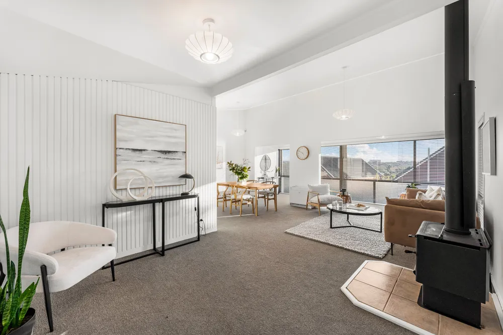 Photos of 193 Abbotts Way