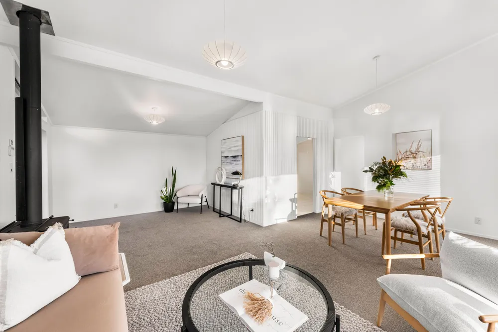 Photos of 193 Abbotts Way