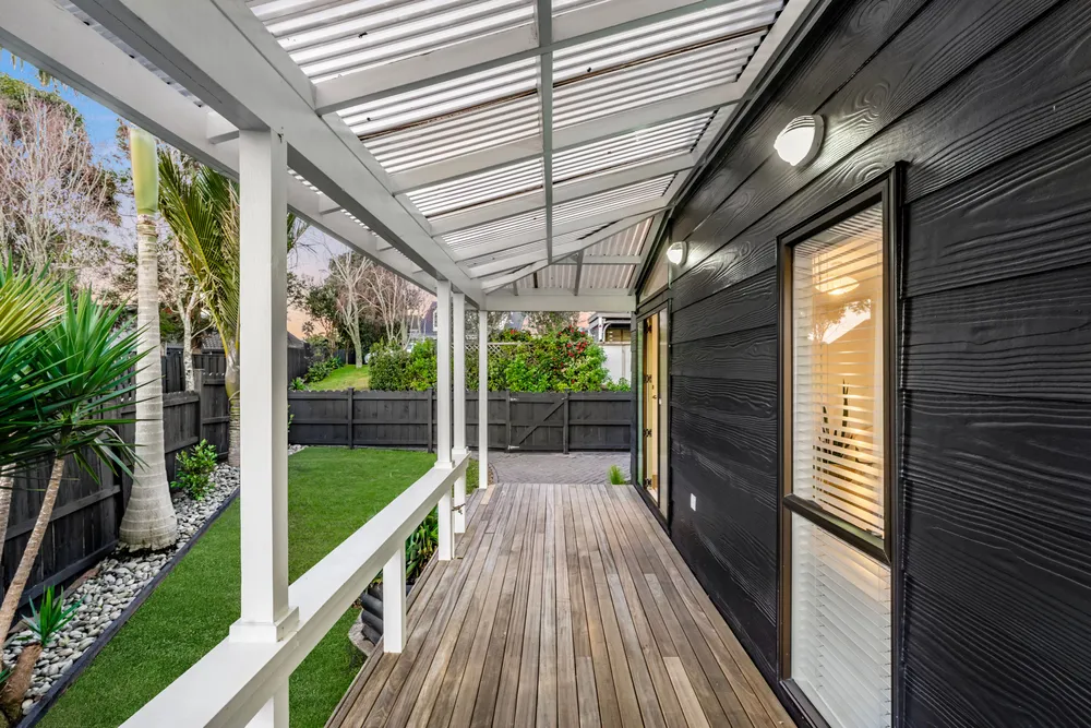 Photos of 193 Abbotts Way