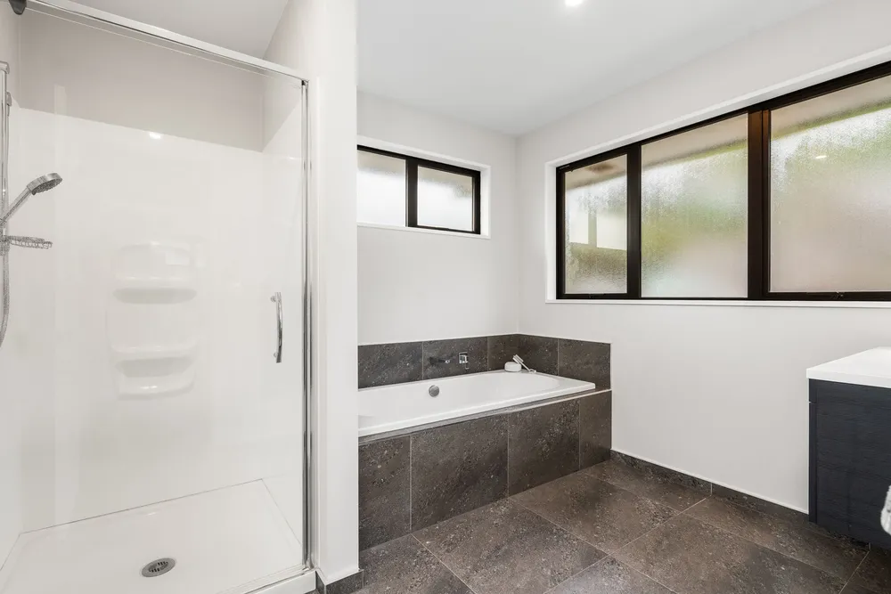 Photos of 10 Lucas Lane