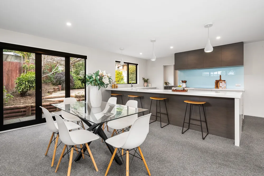 Photos of 10 Lucas Lane