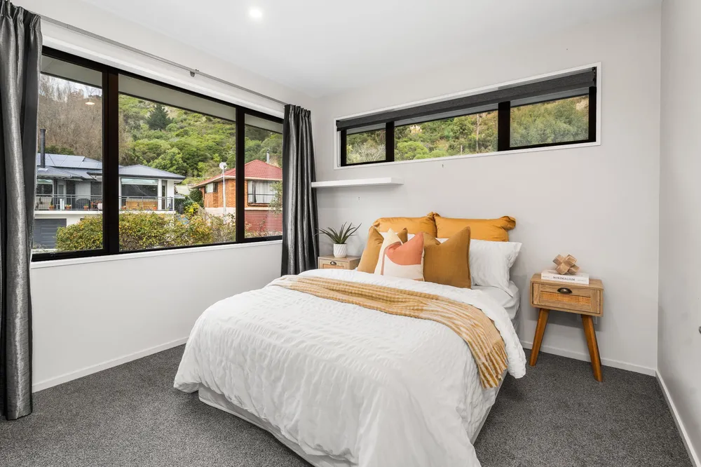 Photos of 10 Lucas Lane