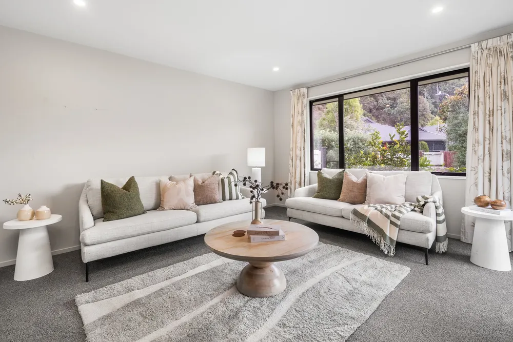 Photos of 10 Lucas Lane