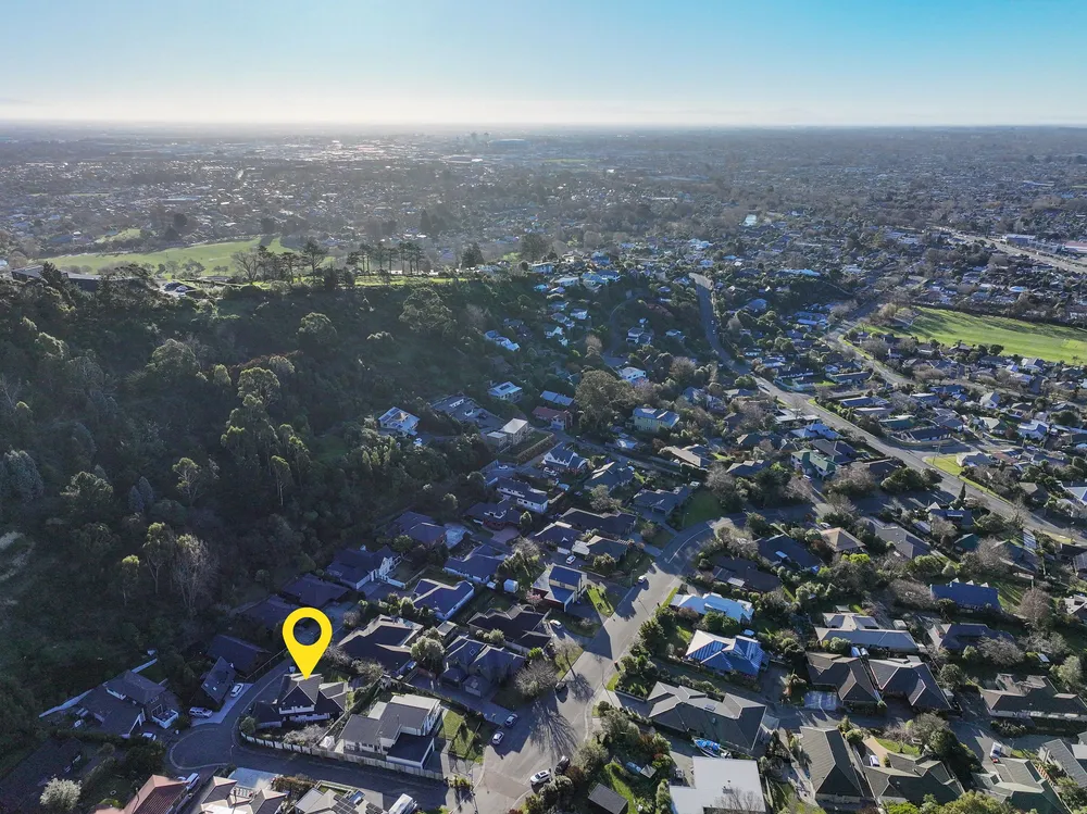 Photos of 10 Lucas Lane